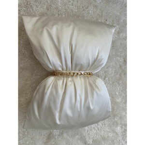 Bow Accent Pillow One Size Cream Gold Decorative Chain